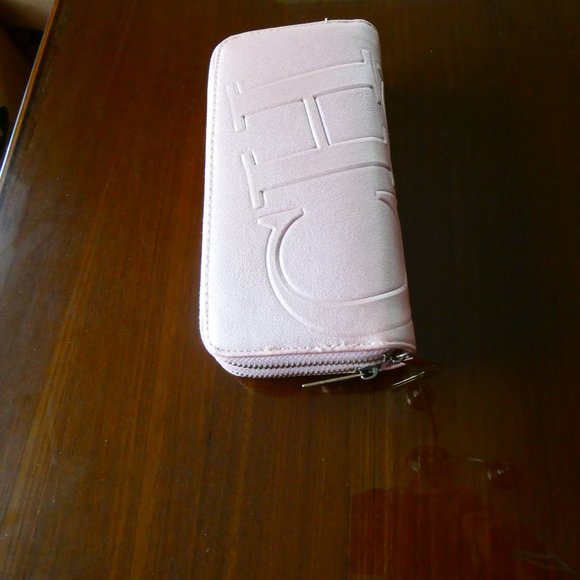 Wallet - Picture 2 of 5